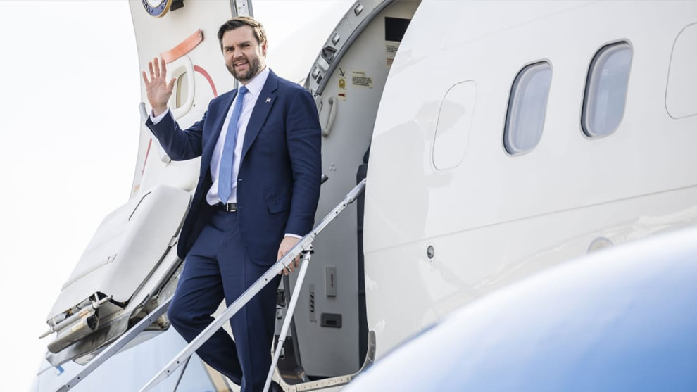 সন্ধ্যায় ইসলামাবাদে পৌঁছাবেন মার্কিন ভাইস প্রেসিডেন্ট