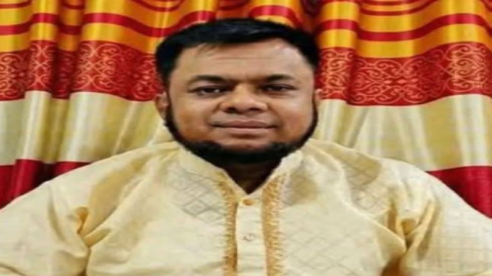 শিক্ষকের মুখোশ উন্মোচন: ছাত্রীকে ব্ল্যাকমেইল করে দীর্ঘদিন ধর্ষণের অভিযোগ