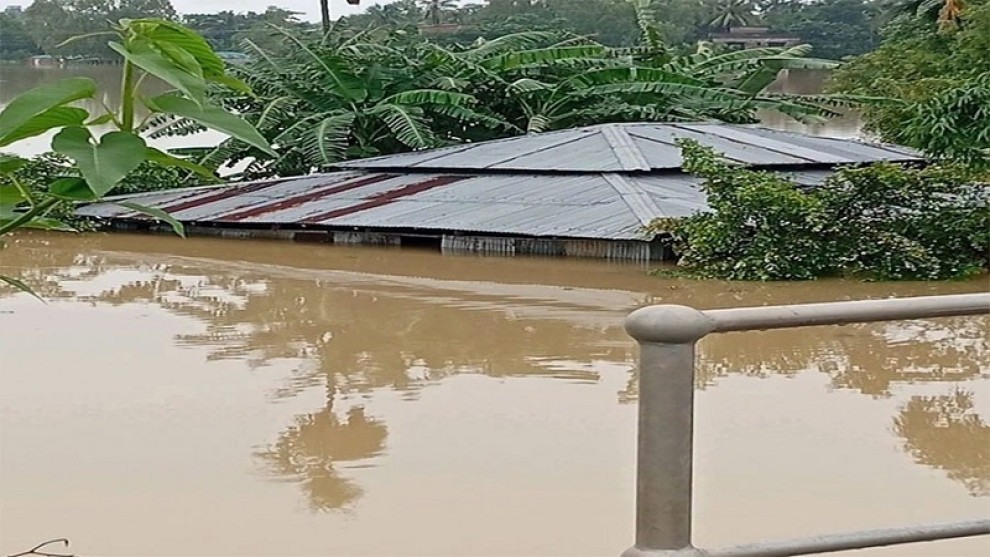 চার নদীর পানি বিপৎসীমার ওপরে, ১০ জেলায় বন্যা পরিস্থিতির অবনতি