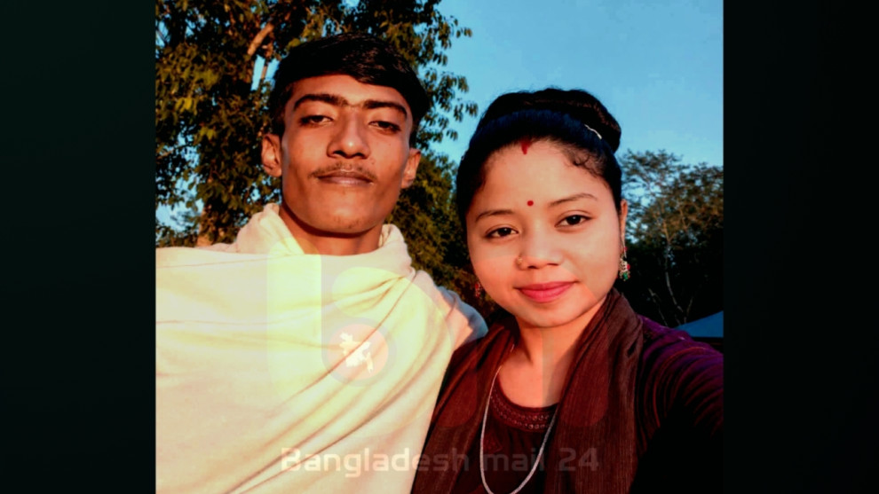 বাজিতে হেরে পরকীয়া মুসলিম প্রেমিকের হাত ধরে পালিয়েছে ২ সন্তানের জননী!