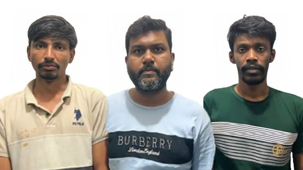 রাজশাহী মহানগরীতে অনলাইন জুয়ার আসর থেকে ৩ জুয়াড়ি গ্রেপ্তার