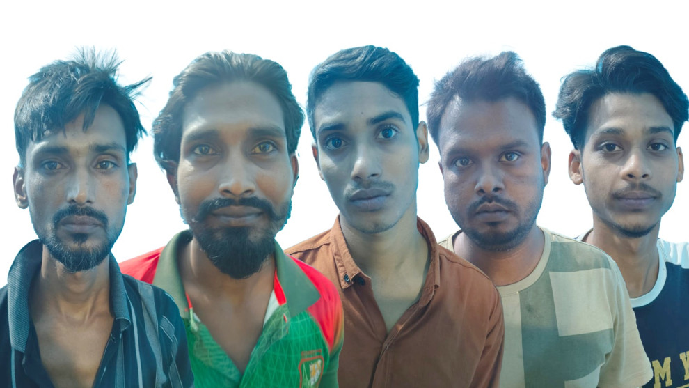রাজশাহীতে মাদকসহ ৫ জন মাদক কারবারি গ্রেফতার