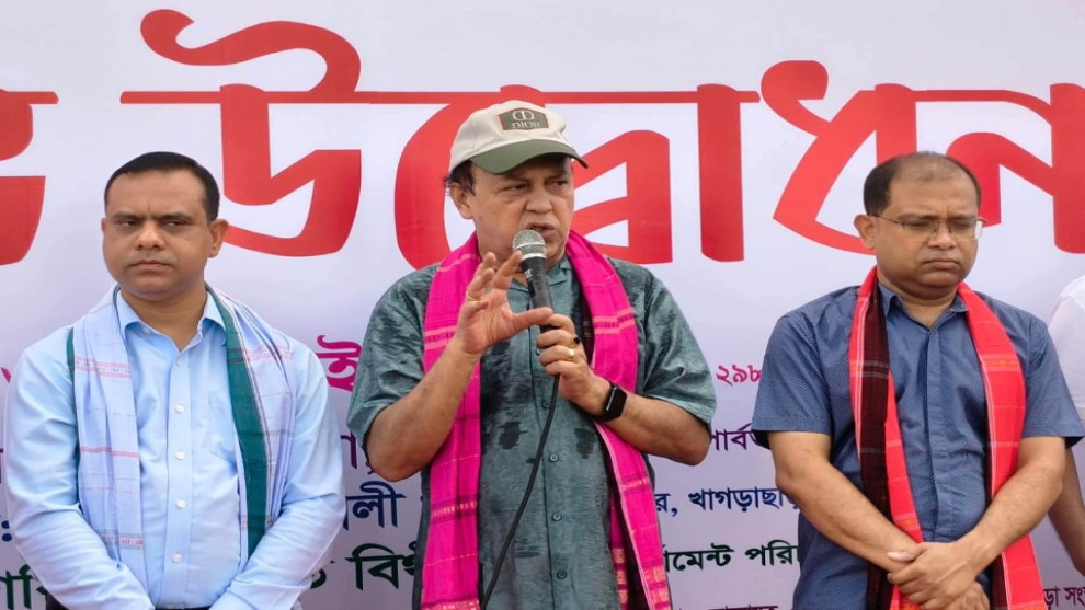 খাগড়াছড়িতে প্রমিলা কাপ ফুটবল ও ব্যাডমিন্টন টুর্নামেন্টের উদ্বোধন