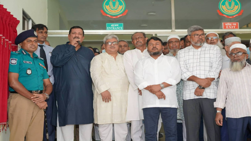 রাজশাহীতে আরএমপির ঐতিহাসিক নামফলক পুনঃস্থাপন