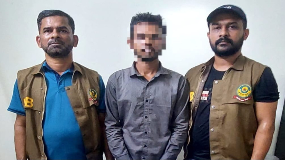চট্টগ্রামে জাল টাকা তৈরির মেশিনসহ যুবক গ্রেপ্তার