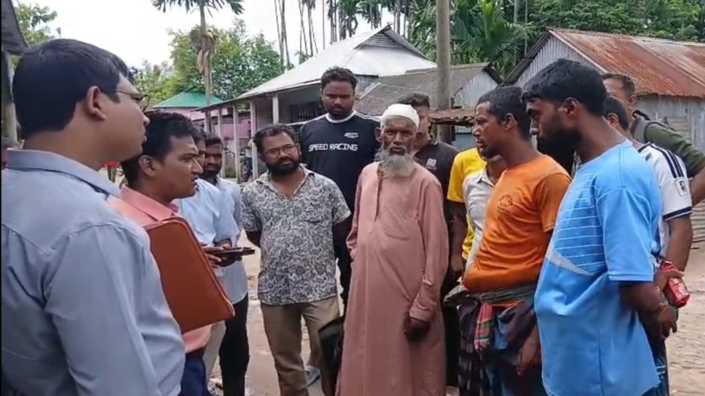 ভূরুঙ্গামারীতে সার লুট: দুই তদন্ত কমিটি, উদ্ধার ১২২ বস্তা