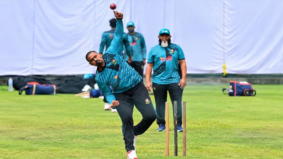 মুশতাকের চোখে বিশ্বের সেরা তিন স্পিনারের একজন বাংলাদেশের তাইজুল