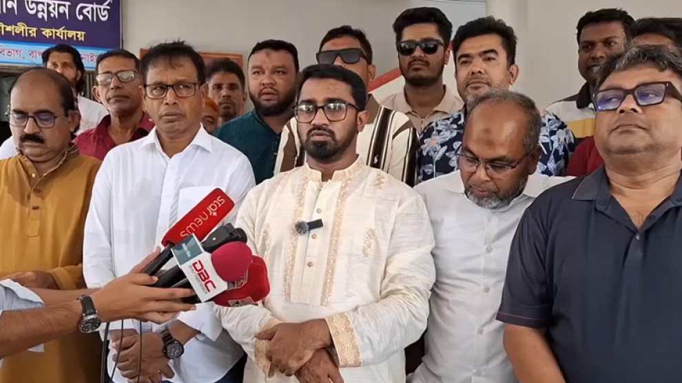 আওয়ামী লীগকে ফেরাতে ৯৬-এর মতো যুগপৎ আন্দোলনের পরিকল্পনা করছে জামায়াত: রাশেদ খাঁন