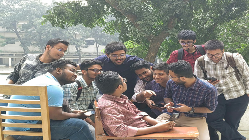 বিশ্ববিদ্যালয় জীবনে বন্ধুত্ব ও নেটওয়ার্কিং