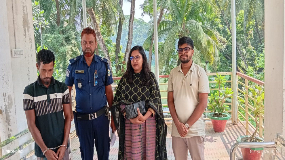 উজিরপুরে মা ইলিশ রক্ষার অভিযানে জেলে আটক, ৭ দিনের কারাদণ্ড
