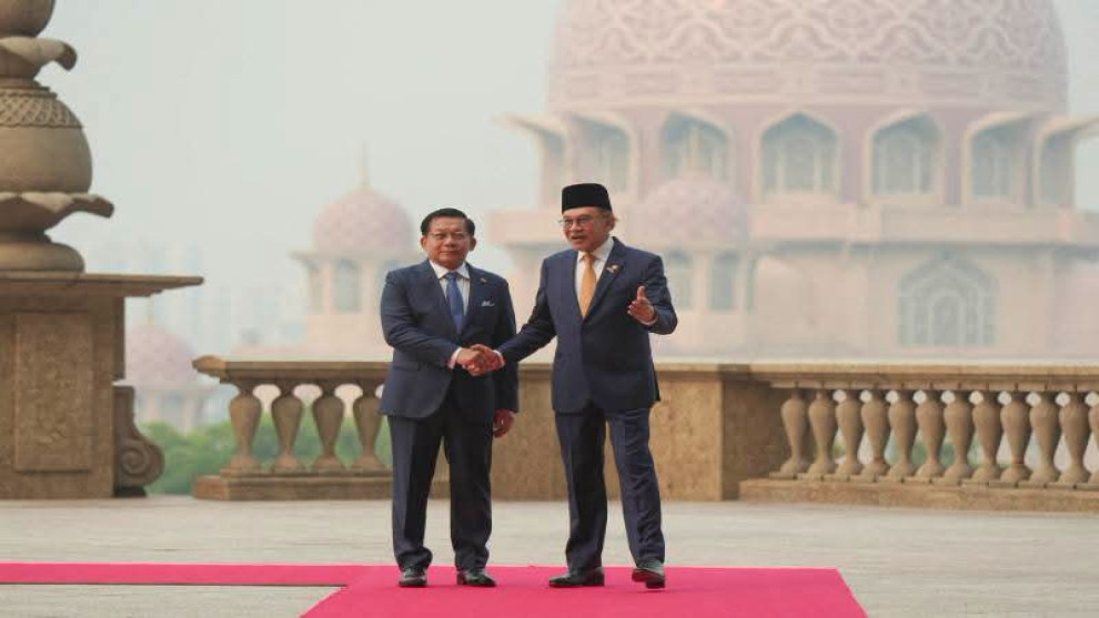 মালয়েশিয়ায় মিন অং হ্লাইংয়ের সফরের প্রতিবাদে মিয়ানমারের অভিবাসীদের বিক্ষোভ