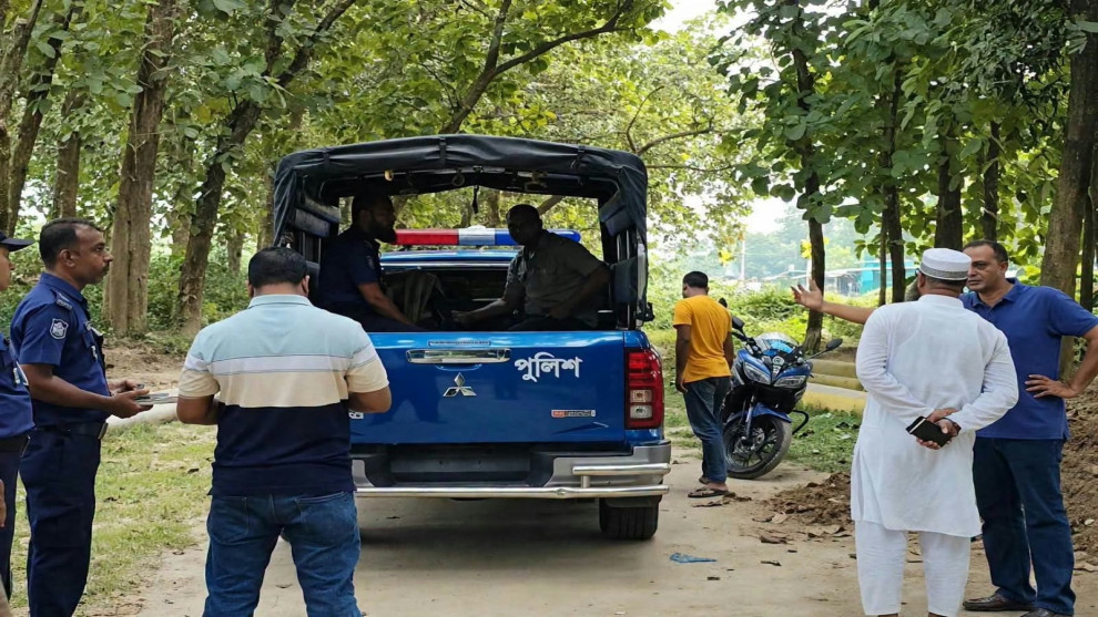 ঠাকুরগাঁওয়ে তরুণীকে ধর্ষণের অভিযোগ, অটোচালক আটক