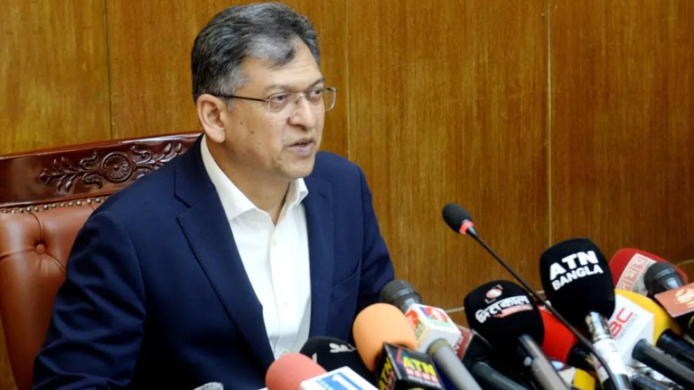 হাসিনার ফেরার গুঞ্জনে অস্থিরতা সৃষ্টির সুযোগ দেওয়া হবে না: স্বরাষ্ট্রমন্ত্রী