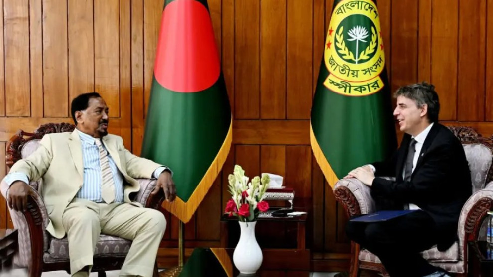 বঙ্গোপসাগরে তেল-গ্যাস উত্তোলনে সুইডিশ কোম্পানিকে বিনিয়োগের আহ্বান স্পিকারের